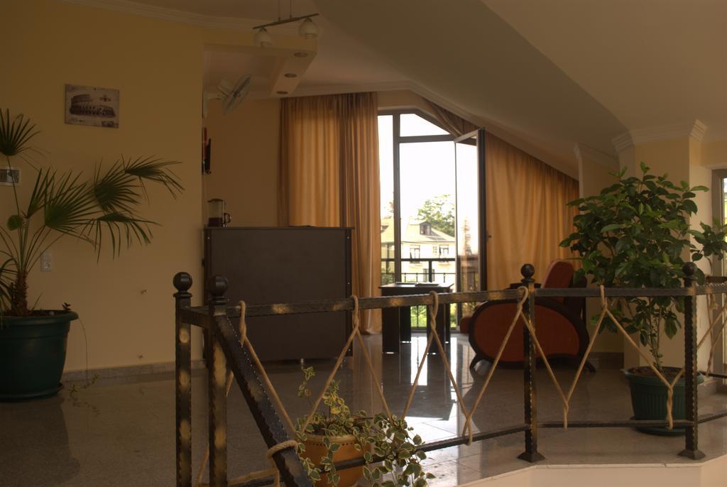 Hotel Amigo II Kobuleti Extérieur photo